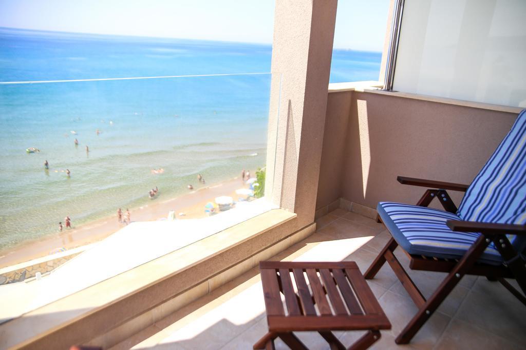 Aquarius House Villa Ájos Jeórjos Eksteriør bilde